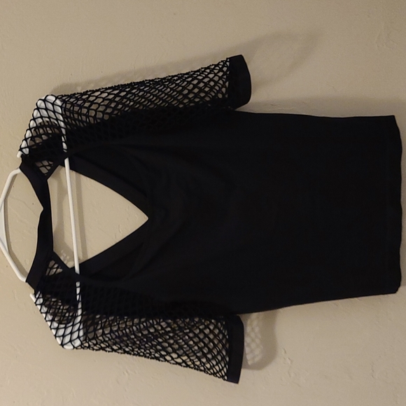 Seamless Top - Picture 2 of 3